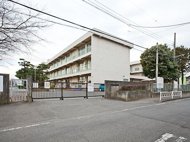 相模原市立並木小学校 距離約1290m