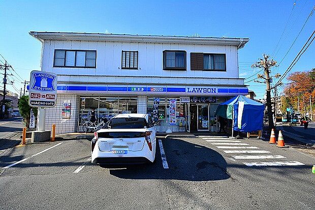 ローソン 麻生細山店 距離約650m