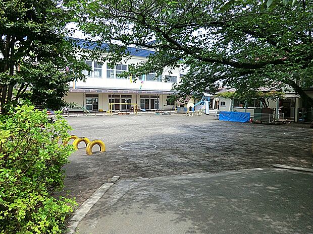 コマクサ幼稚園まで約1000m