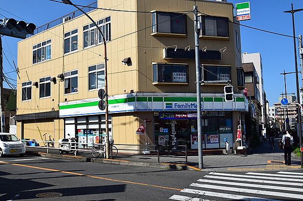 ファミリーマート 八王子万町店 距離約450m