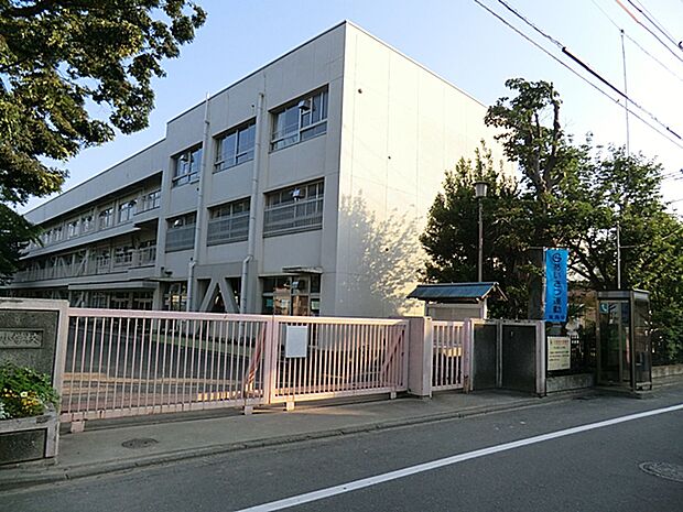 調布市立第三小学校 距離約350m