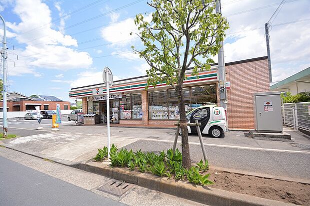 セブンイレブン 町田成瀬台3丁目店 距離約850m