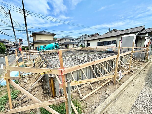 間取の自由度が高く増改築も容易な在来工法を採用