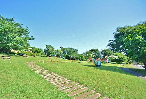 大谷近隣公園 距離約1800m