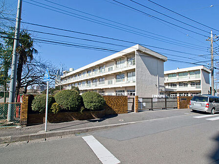 相模原市立鹿島台小学校　距離約900m