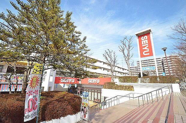 西友　新ゆりグリーンタウン店　距離約1300m