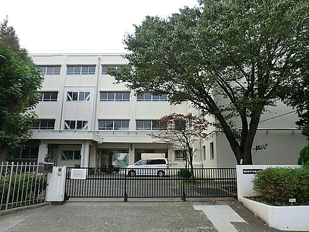 横浜市立下和泉小学校 距離約1000m