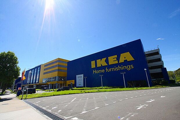 IKEA 港北 距離約2400m