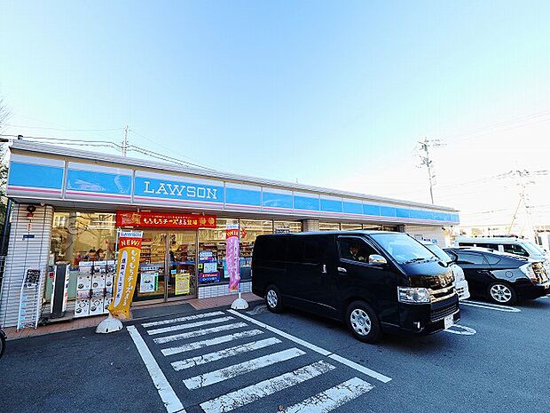 ローソン 川崎菅馬場三丁目店 距離約750m