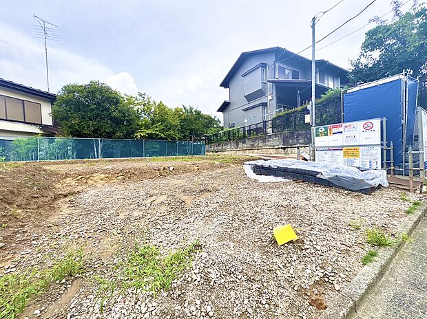 住宅地の整地された売土地の写真です