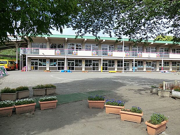 本宿幼稚園まで約700m