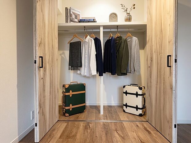 ※画像は実際の写真をもとに、家具・調度品の配置例をCG合成したもので、家具等は販売価格に含まれません。