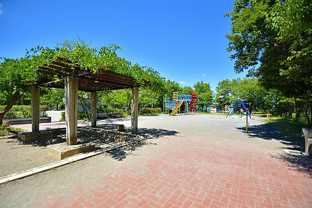 菅馬場公園 距離約220m