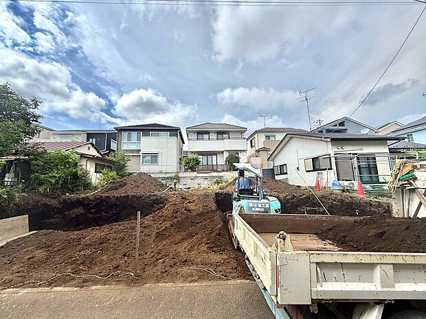造成済みの土地と住宅が並ぶ住宅街の様子です