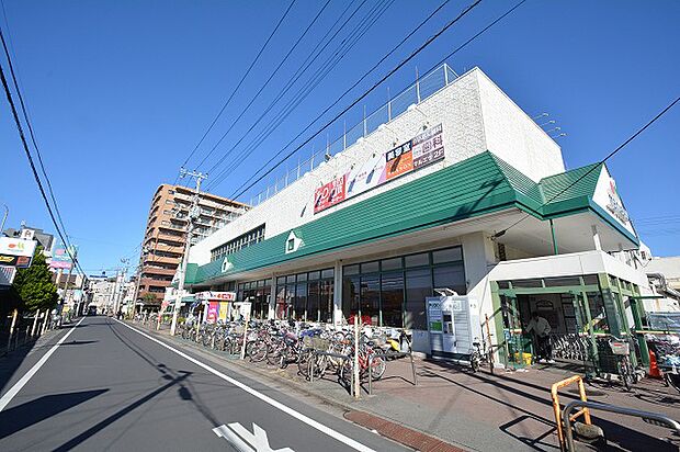 マルエツ　鶴間店　距離約700m
