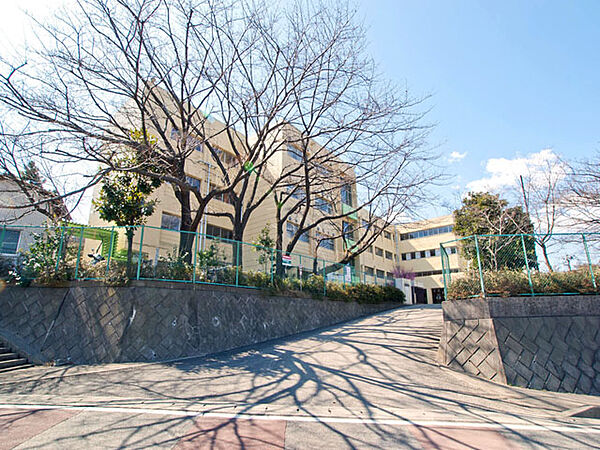 海老名市立杉久保小学校　距離約1200m