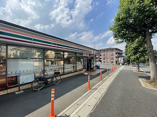 セブンイレブン 横浜みたけ台店 距離約1100m