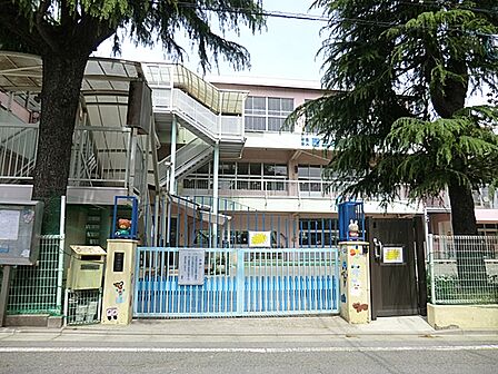 西三田幼稚園 距離約400m