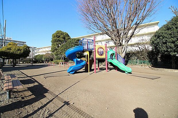 大野台6丁目第2公園　距離約170m