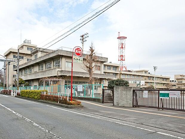 相模原市立中央小学校 距離約620m