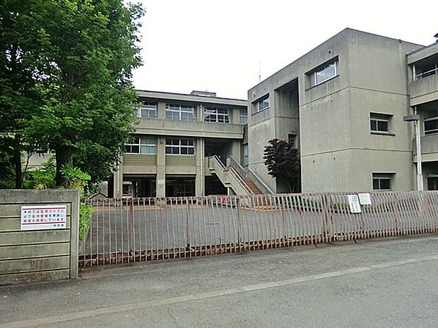 相模原市立広田小学校 距離約650m