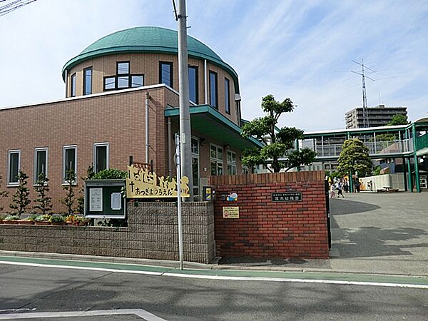 厚木幼稚園　距離約600m