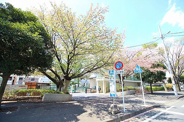JR横浜線「矢部」駅　距離約80m