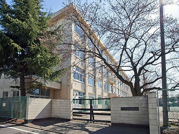 八王子市立打越中学校 距離約1300m