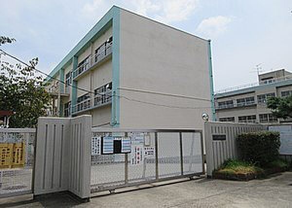松原市立松原北小学校まで626m