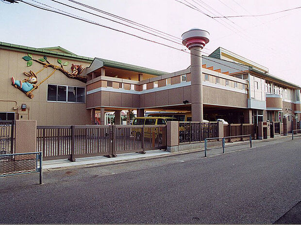 アスナロ幼稚園まで533m