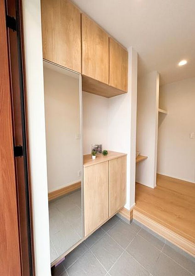写真の家具や調度品等は含まれません。また明るさ補正を行った加工画像です。実際の状況とは異なる場合があります。