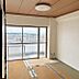 和室：こちらの写真は明るさの調整を行っております。実際とは異なる場合があります。