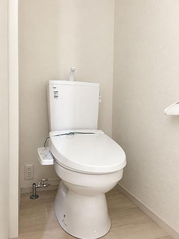 こちらの写真は明るさの調整を行っております。実際とは異なる場合があります。