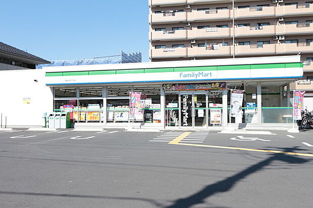 ファミリーマート北越谷四丁目店まで254m