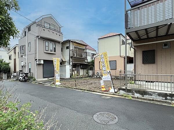 落ち着いた雰囲気の閑静な住宅地です。