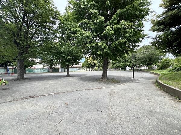 中村東公園まで150m