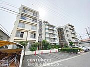 外観になります！駅から徒歩6分、周辺施設も充実していて好立地な5階建てのマンションになります！