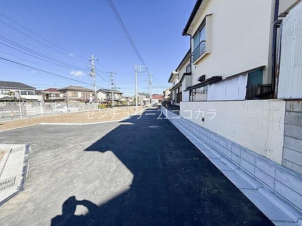 前面道路を含む現地写真