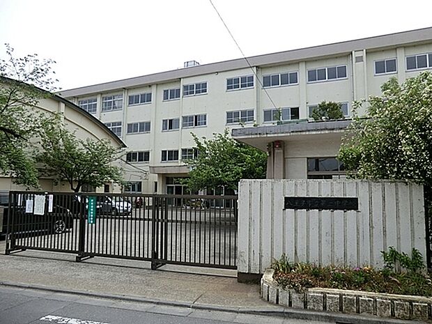 八王子市立第二中学校まで800m