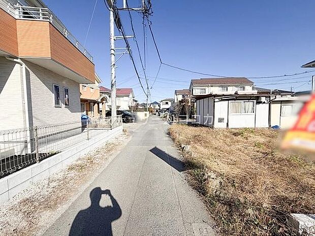 前面道路を含む現地写真