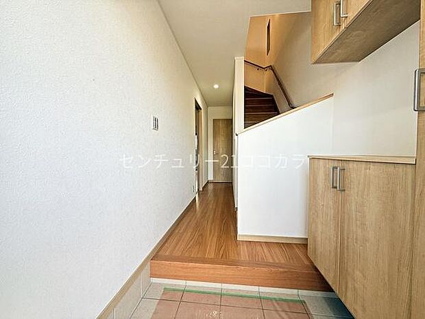 玄関、シューズボックス