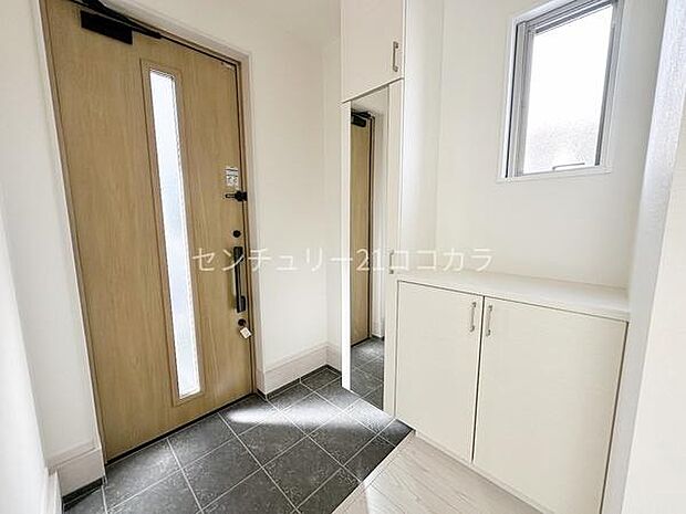 玄関、シューズボックス