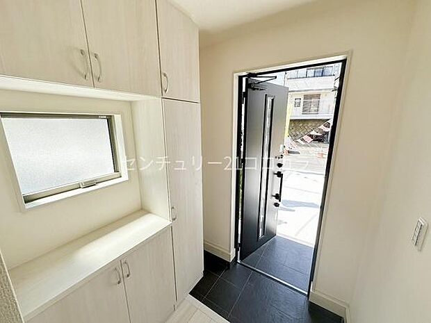 玄関、シューズボックス