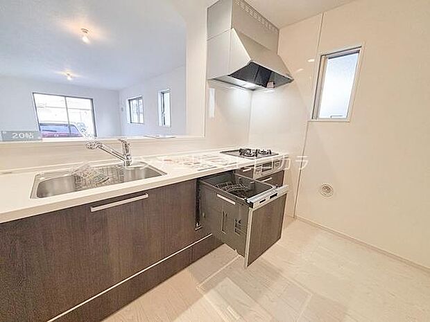 キッチン、ビルトイン食洗機付き