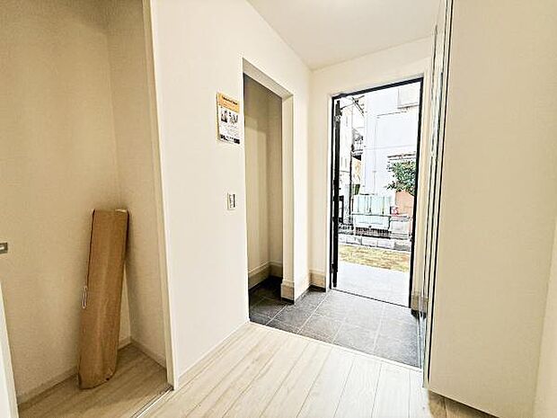 玄関、シューズボックス