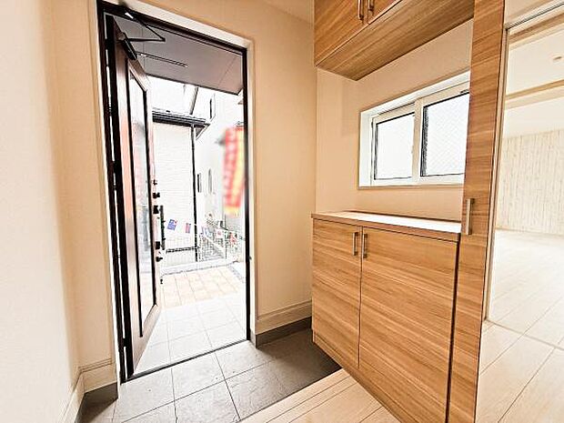 玄関、シューズボックス