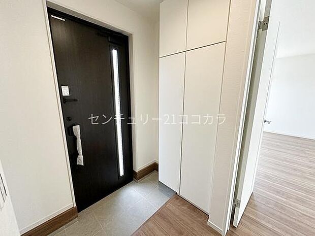 玄関、シューズボックス