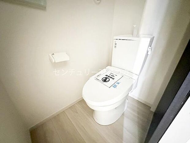 ウォシュレット機能付トイレ