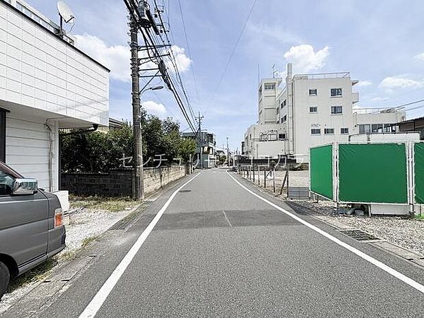 前面道路を含む現地写真