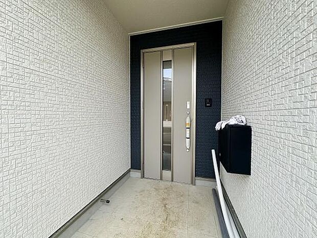 玄関ドア